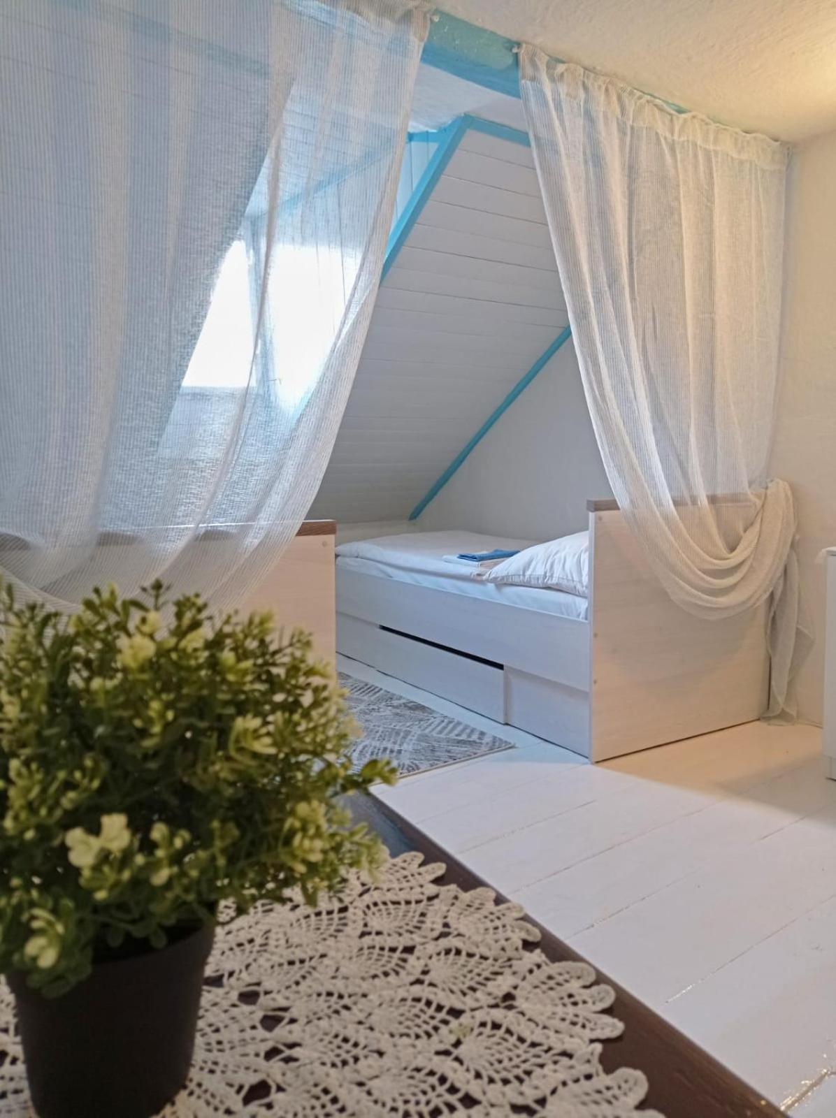 Guesthouse "Malena" Karlsbad Buitenkant foto